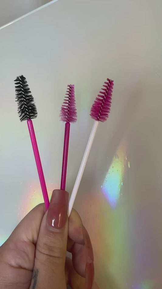 Cone Shaped Lash Brush (25)